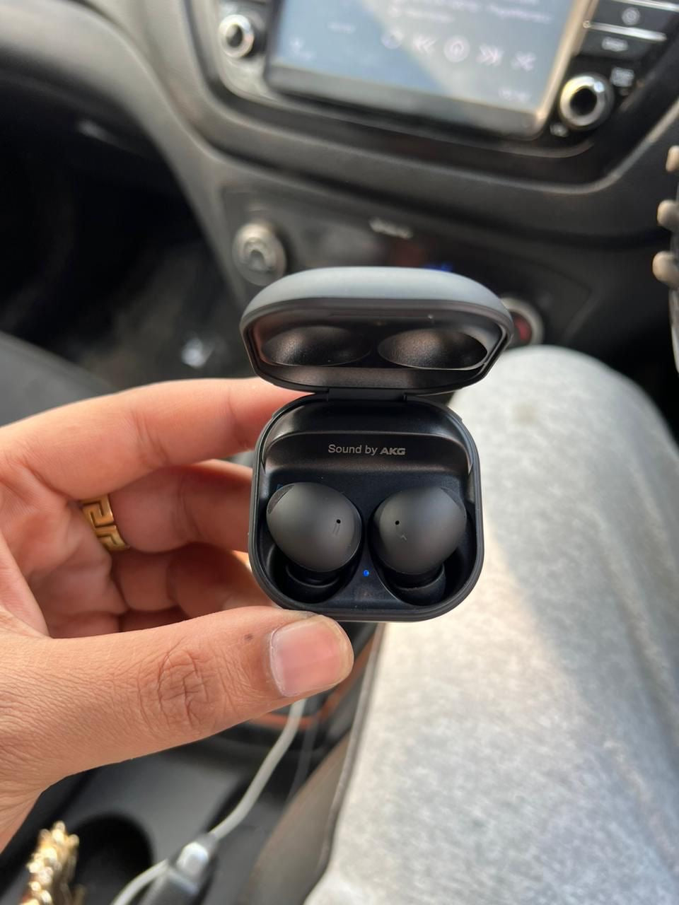 Swipe Galaxy Buds 2 Pro